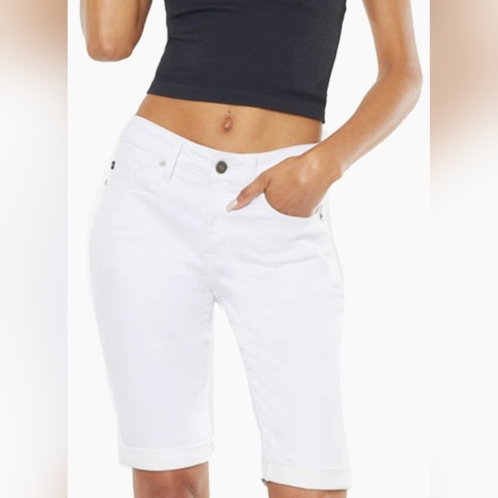 Massimo Women's Power Stretch Bermuda Shorts 9"  White 2/26